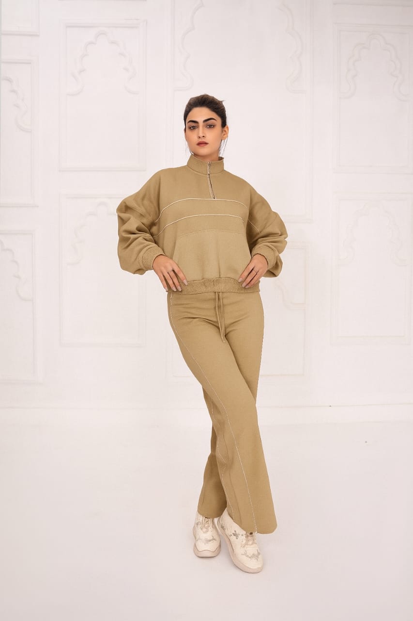 Fleece Short Zipper Piping Suit