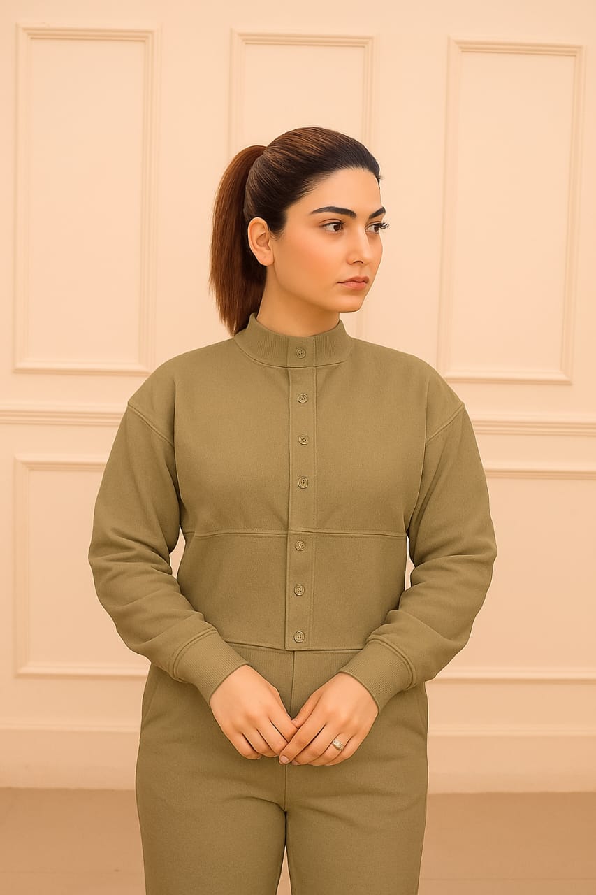 Fleece button suit set  aura 20.